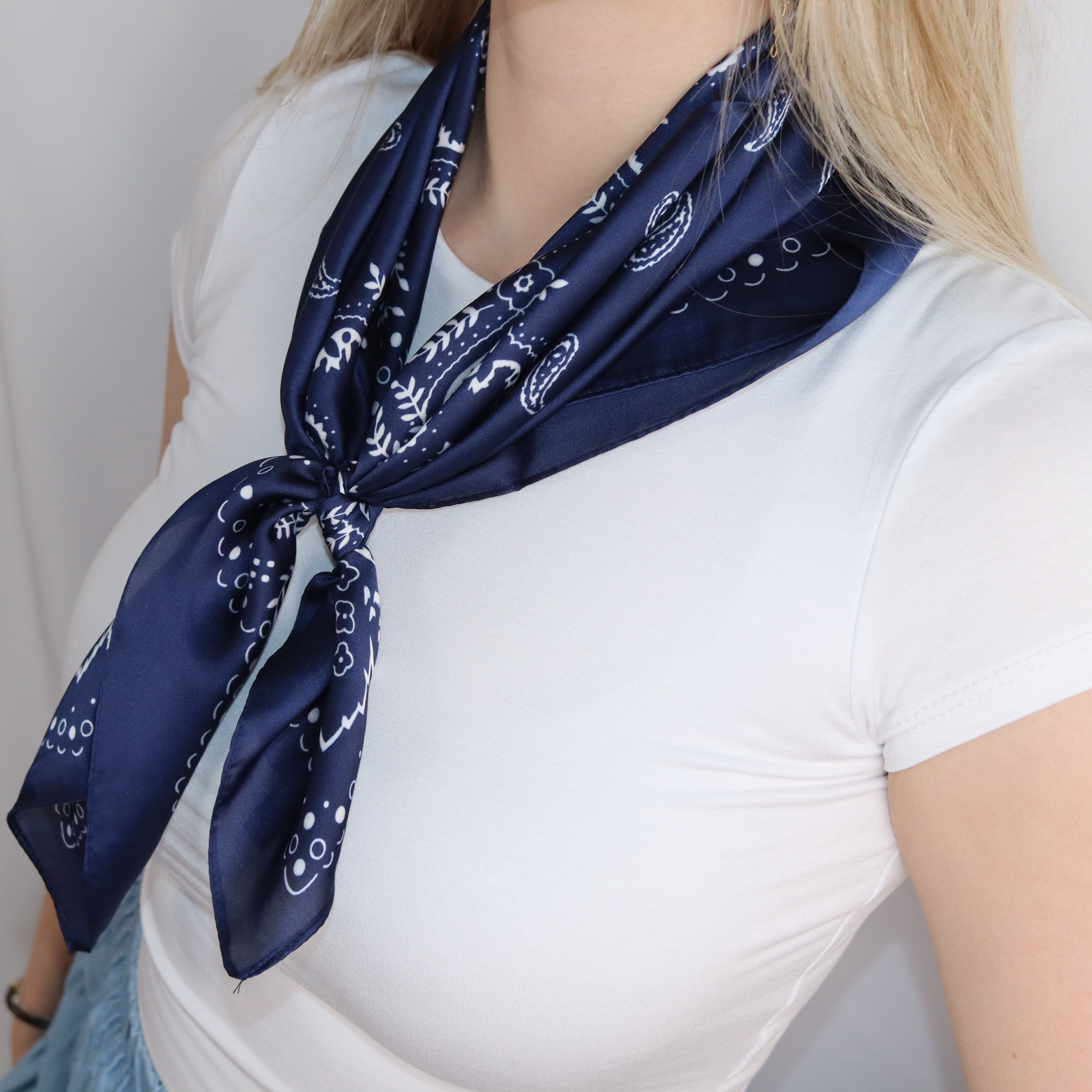 Blue scarf