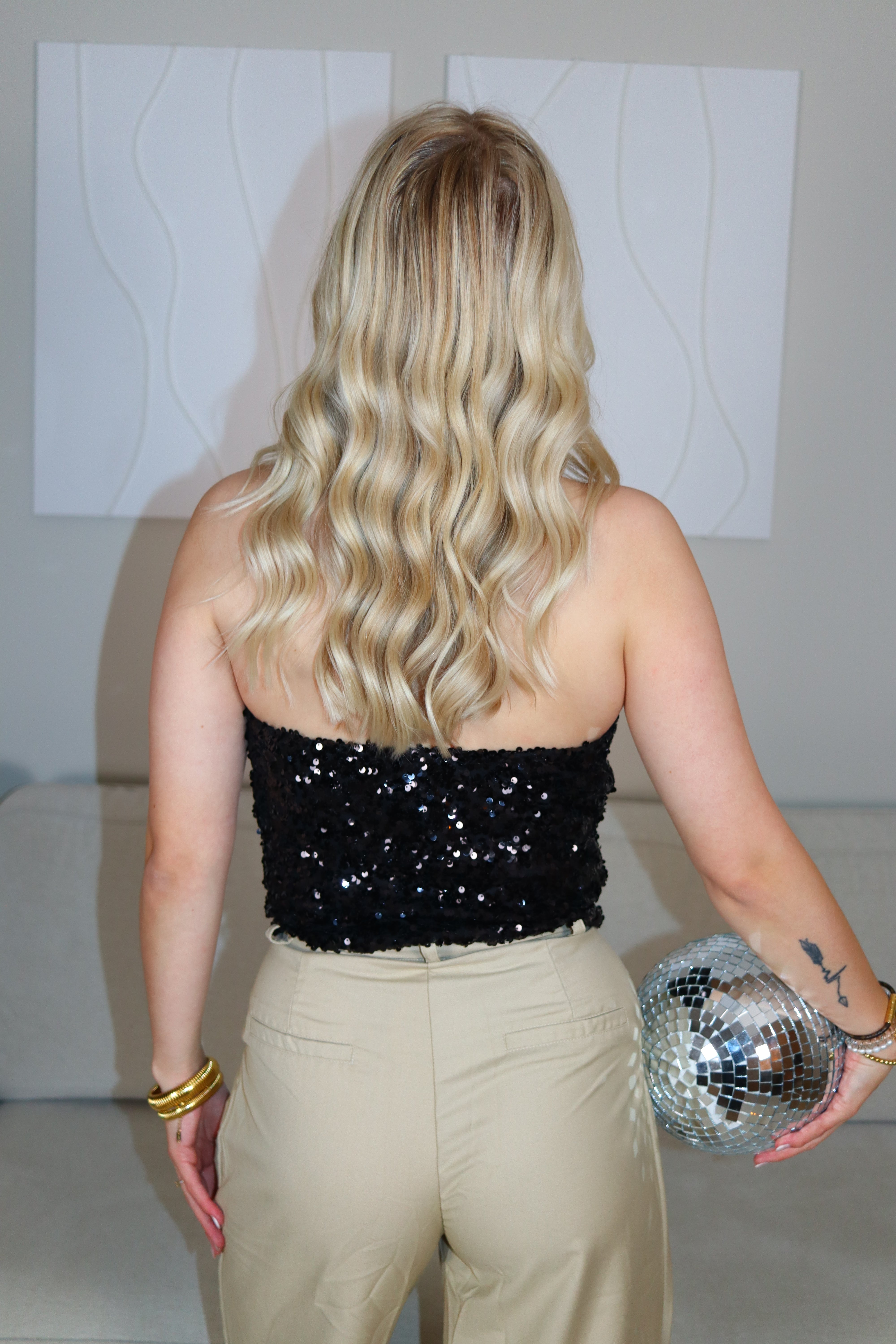 Shiny halter top black