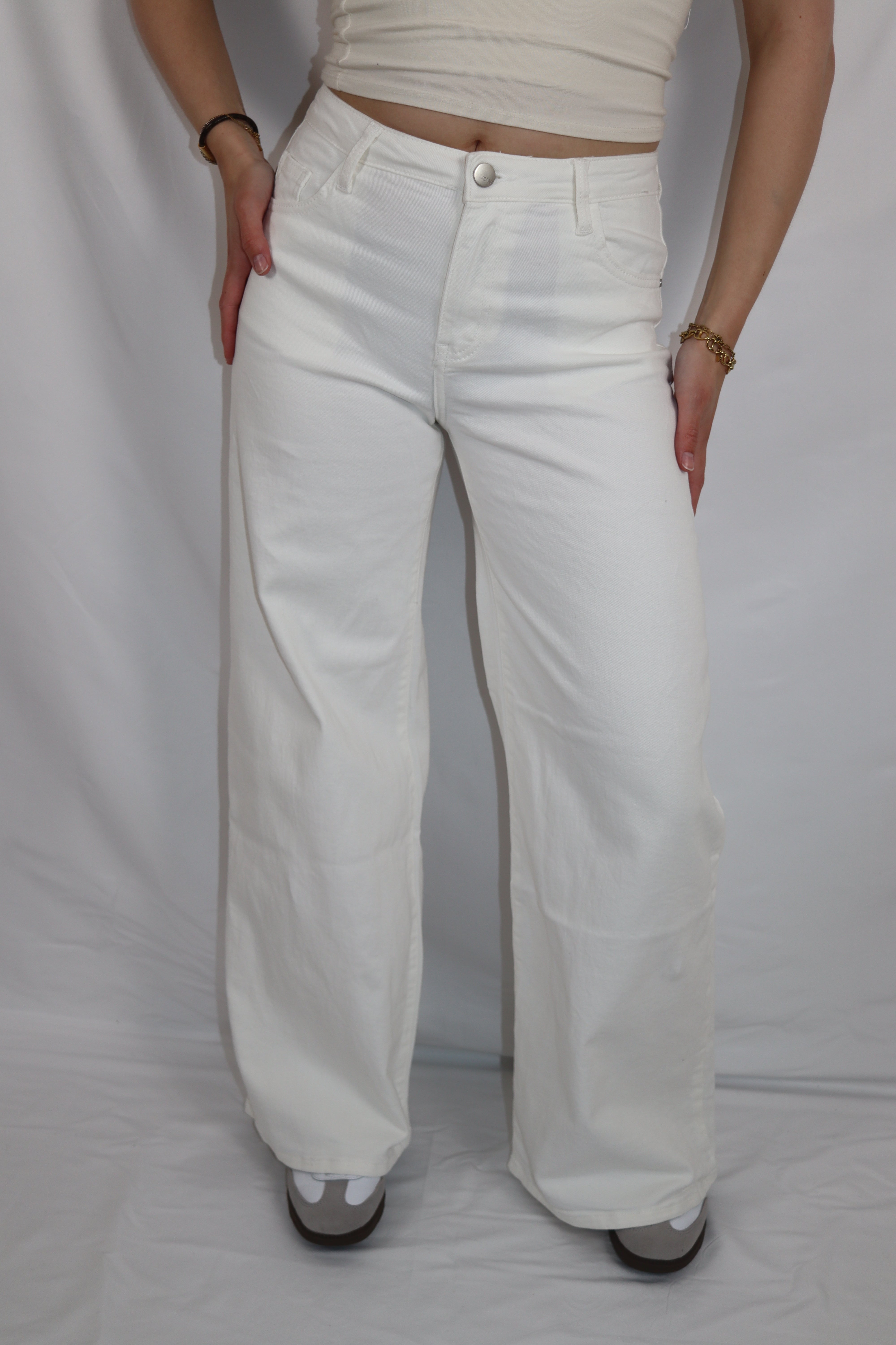 Desi wide leg jeans
