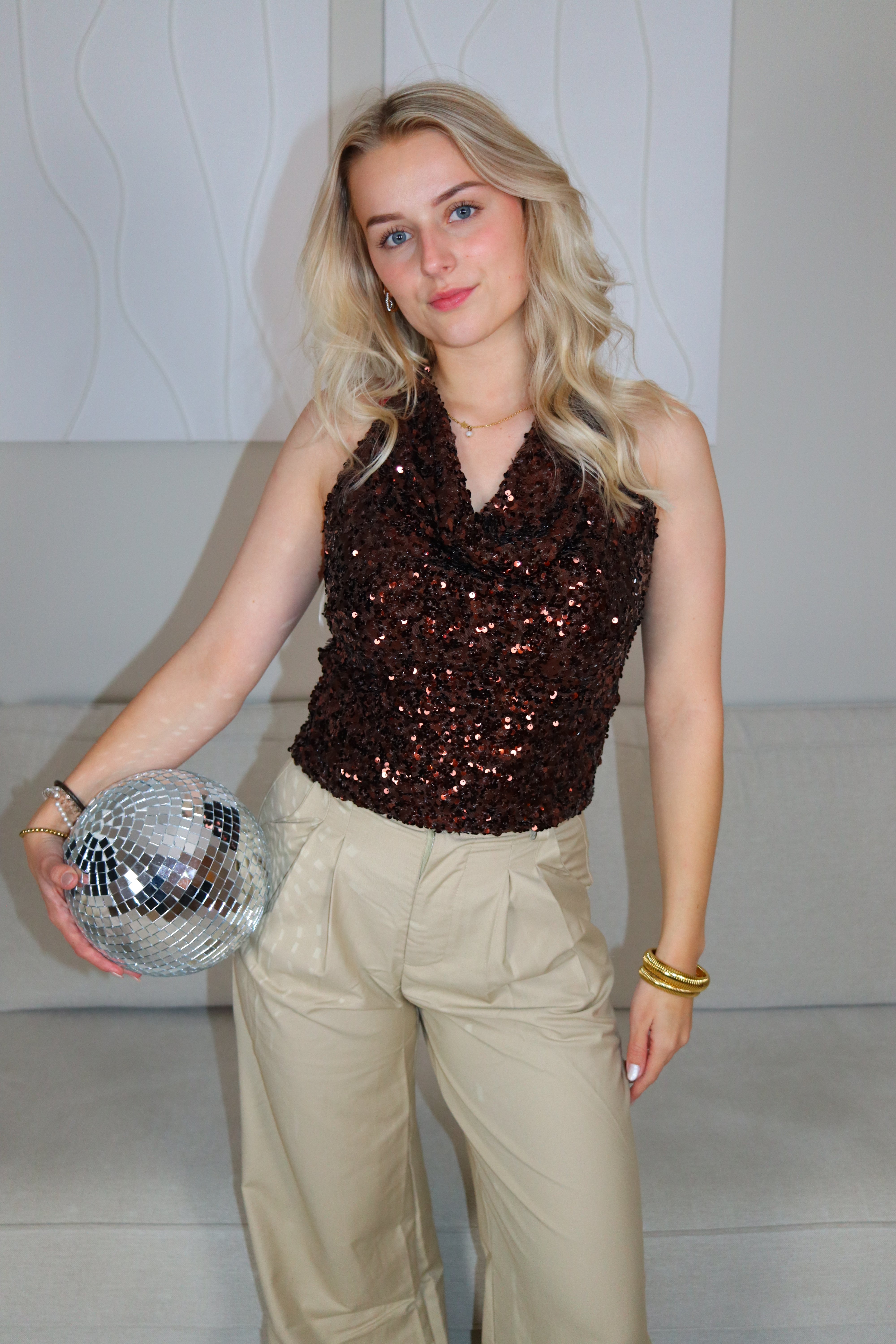 Shiny halter top brown