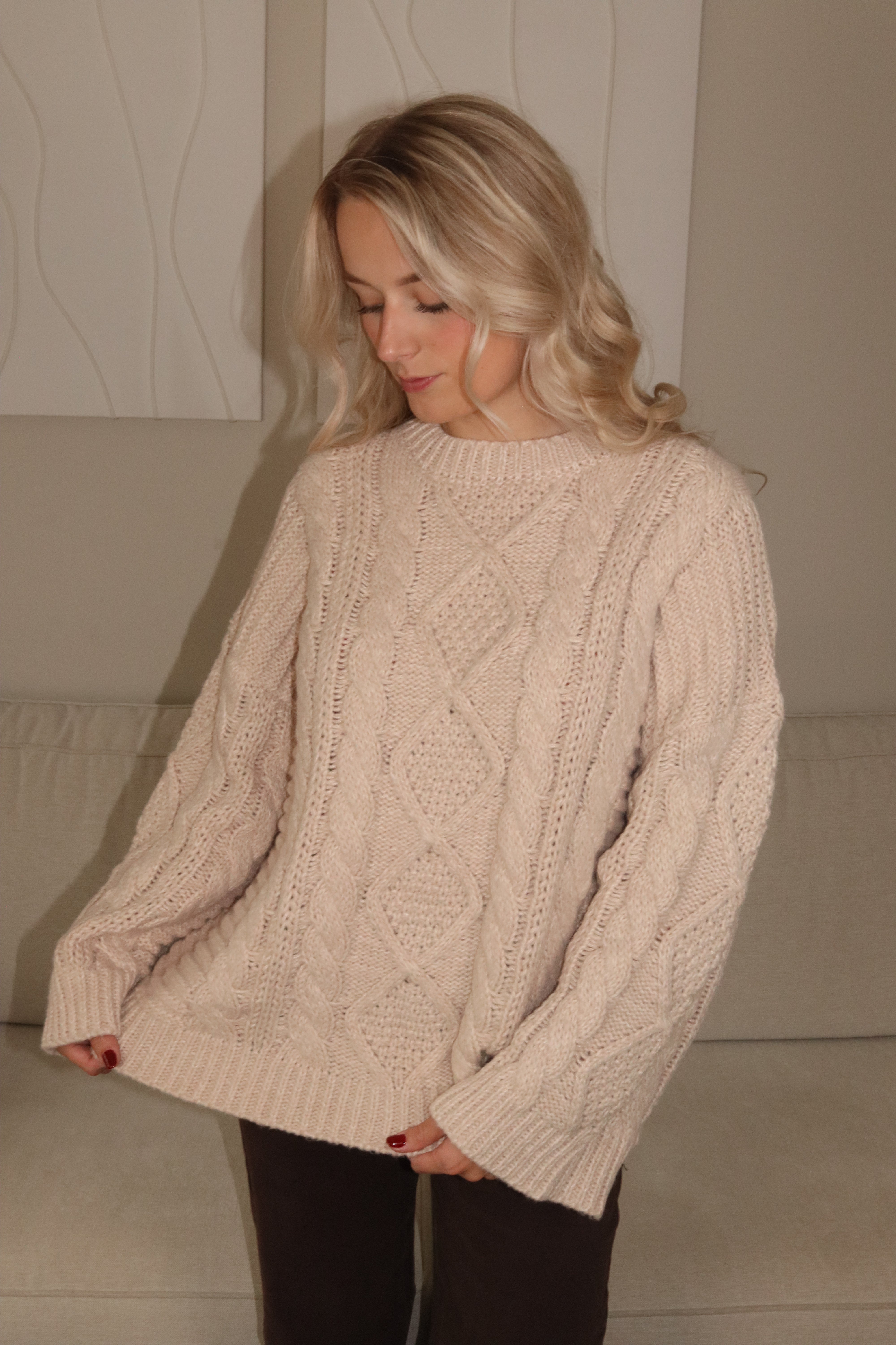 Cable Knit Beige